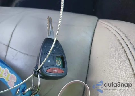 2006 Chrysler 300C z USA, uszkodzony, nr VIN 2C3KA63H86H418423